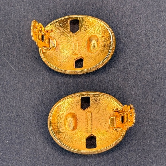 VTG Florenza Geometric Enamel Clip-On Earrings Oval Blue Green Gold 70s Jewelry - Picture 4 of 7